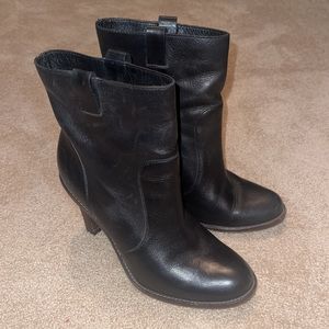 Cole Haan Nike Air Black Leather Kendall Pull On 3.5” Heeled Boot Size 7B